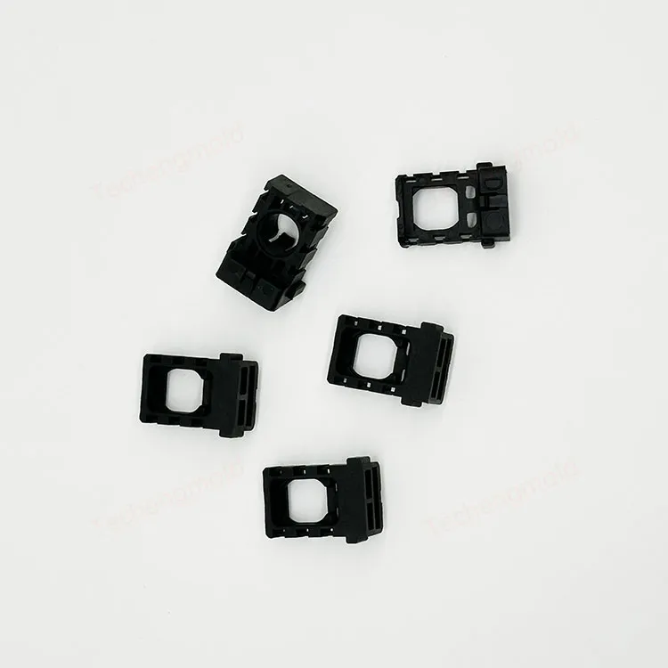 特诚科技PEI精密注塑件实拍 3
